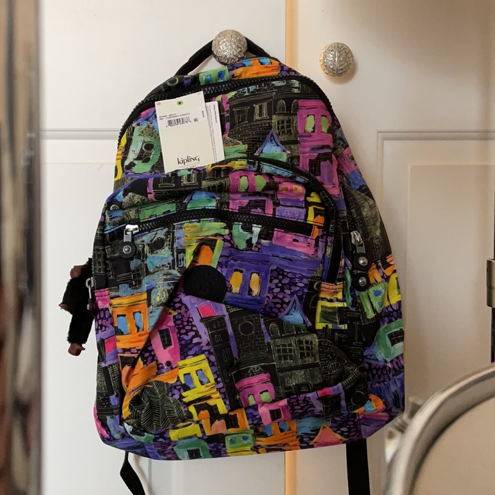 Kipling Seoul Coronado Streets